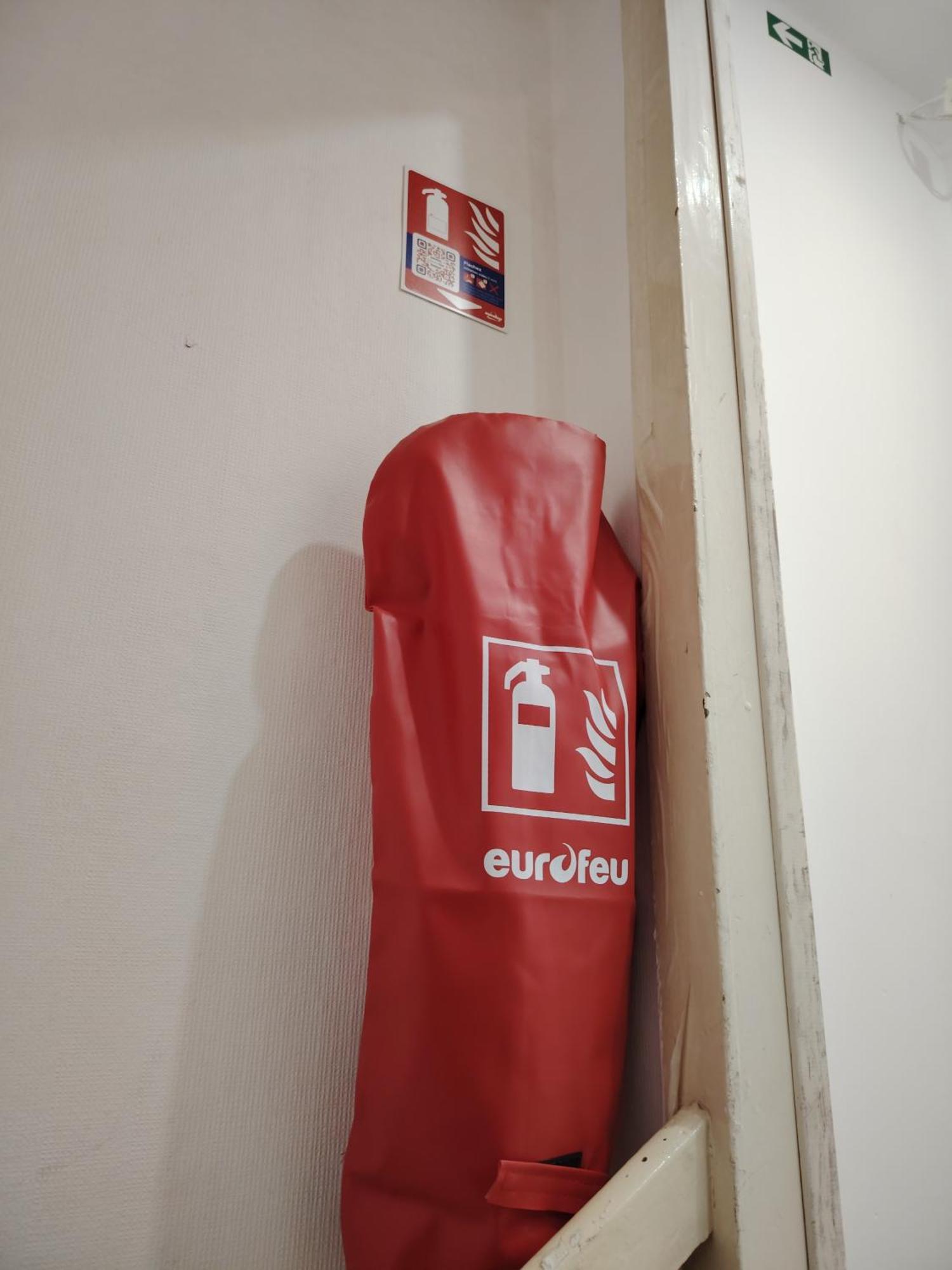 Locatif Gare Europe Souvenir Couette-café